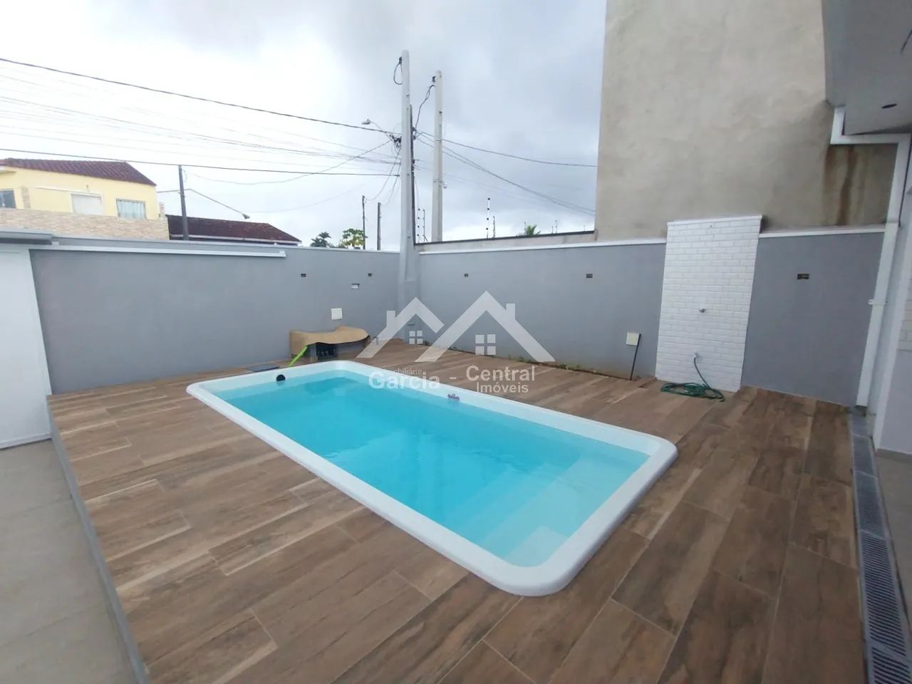 Casa com piscina em Peruíbe REF: 8877 - Foto 2
