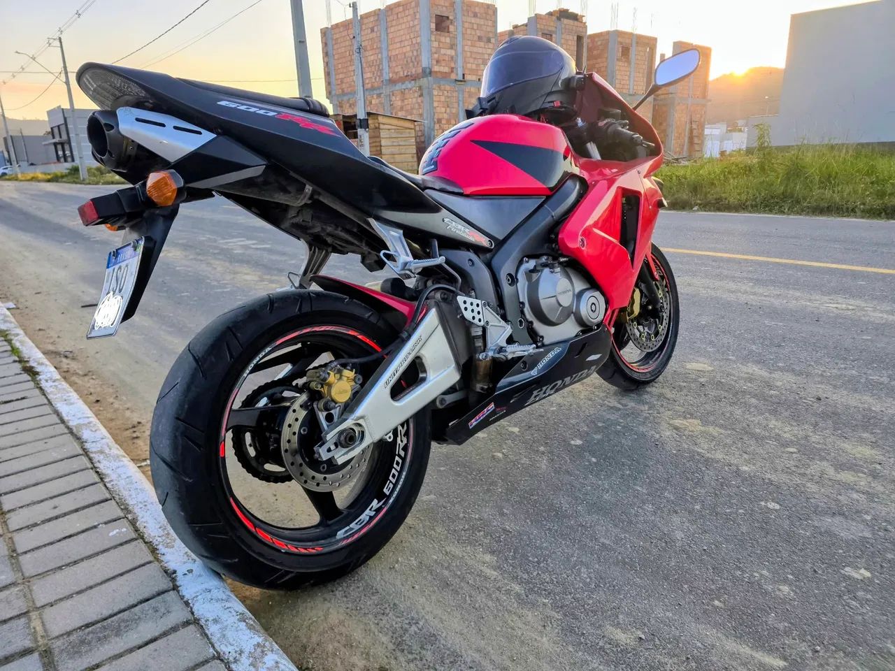 Vendo/troco cbr600rr 2004