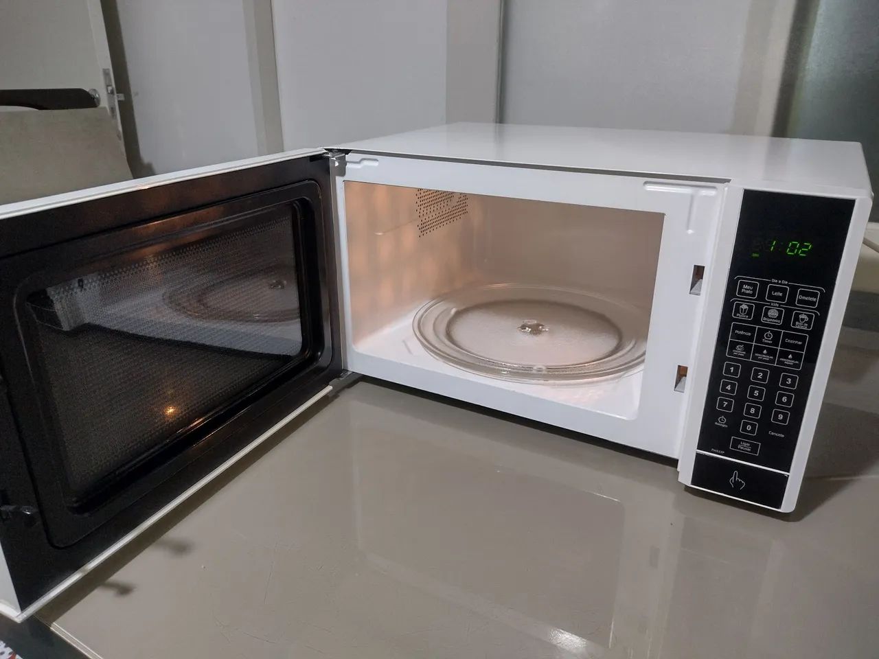 Microondas Philco 30 litros, Espelhado. - Foto 3