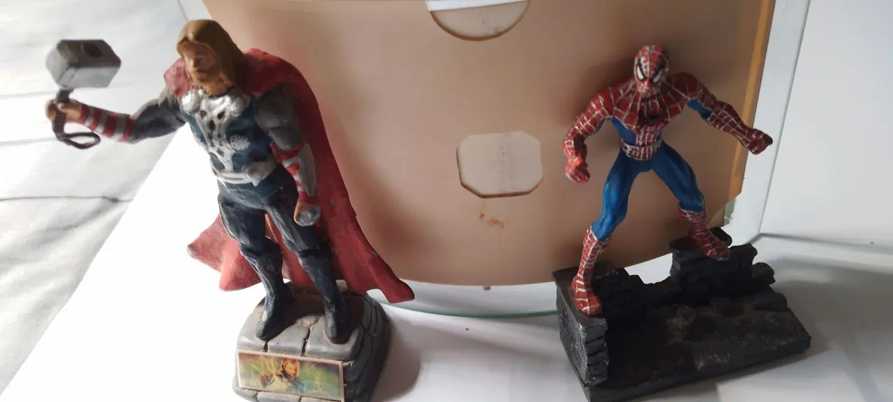Miniatura Thor e Homem aranha de  chumbo - Foto 3
