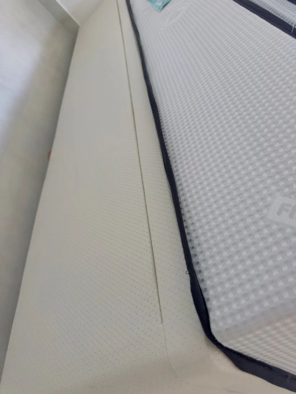 CAMA BOX CASAL COM BAÚ NOVINHA - Foto 4