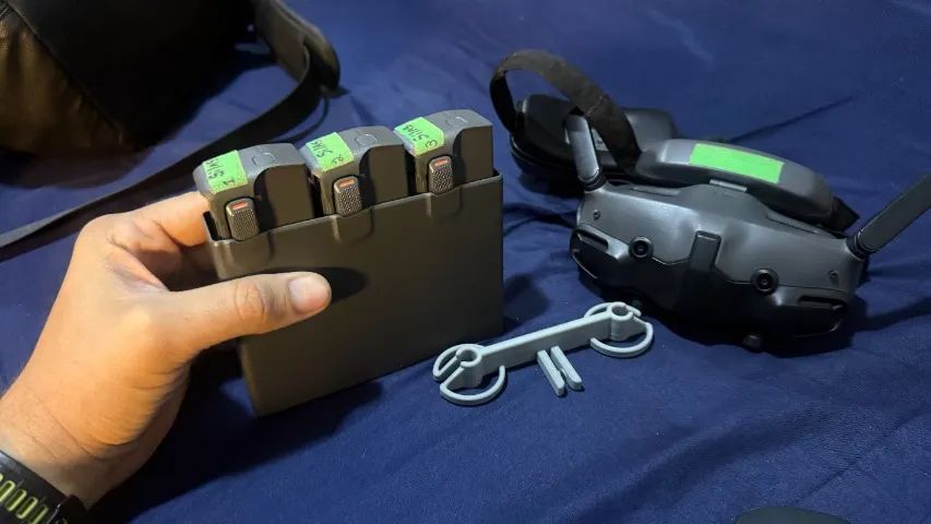 Drone DJI Avata 2, Fly More Combo, semi novo - Foto 3