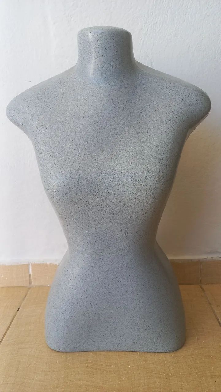 Busto manequim feminino 