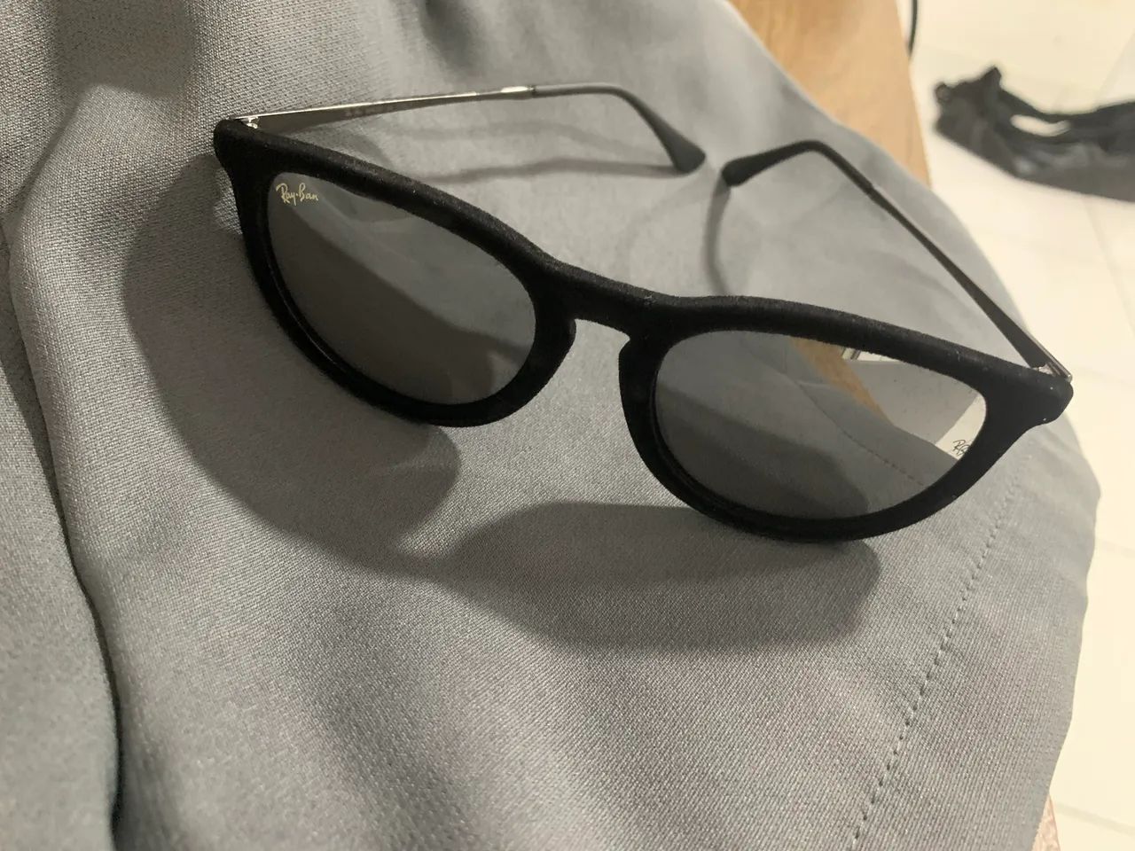 4 Óculos ray ban originais por R$600