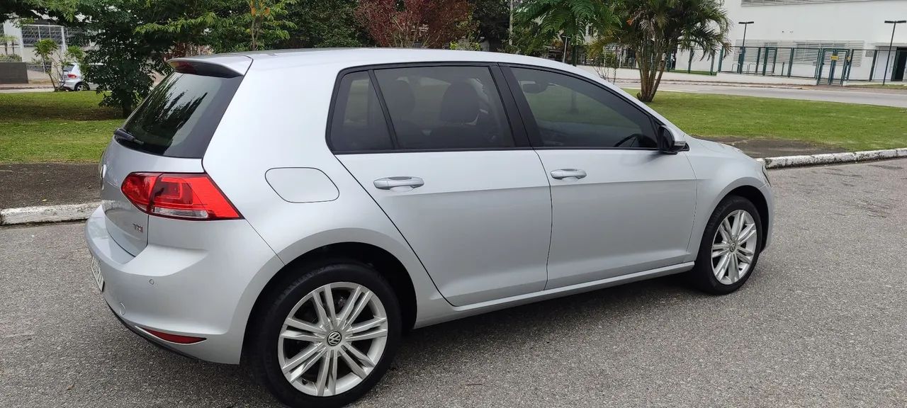 Volkswagen Golf Comfortline 1.0 TSI Total Flex Mec. 2017 - Foto 4