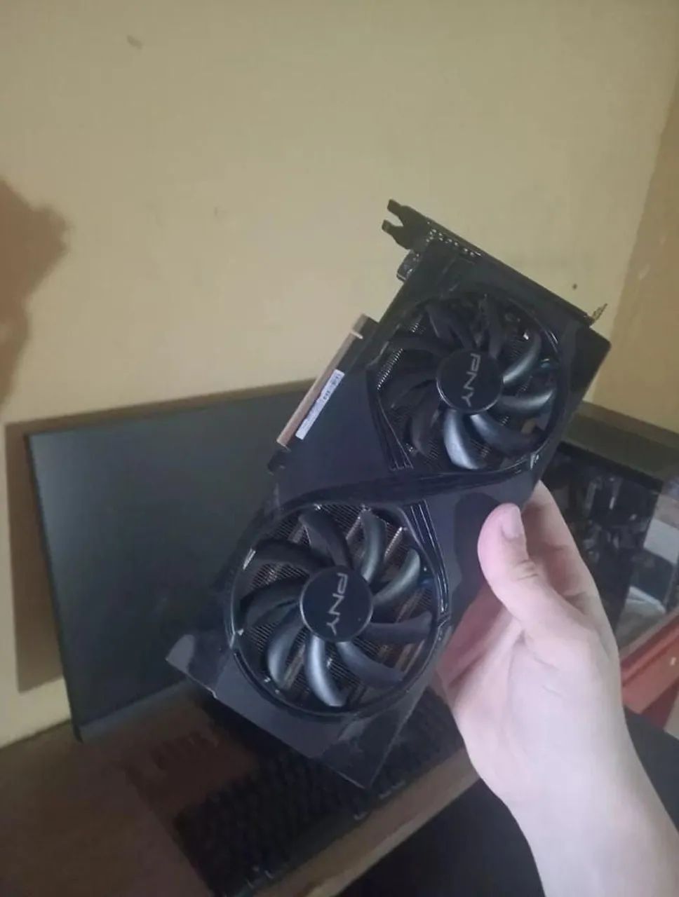 PLACA DE VÍDEO - RTX 5060 TI PNY - Foto 2