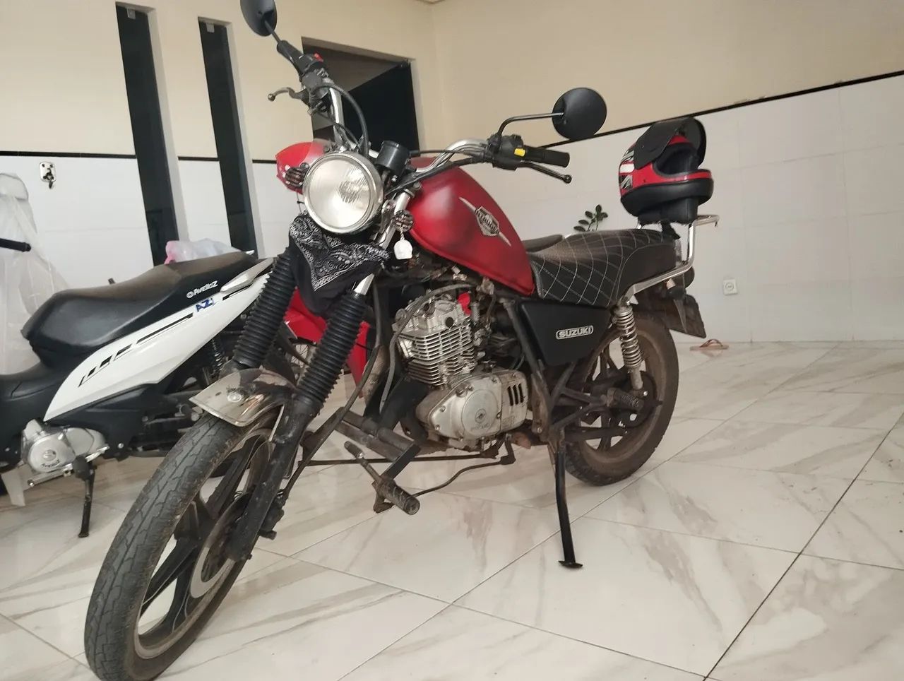 Suzuki intruder 125 customizada - Foto 4