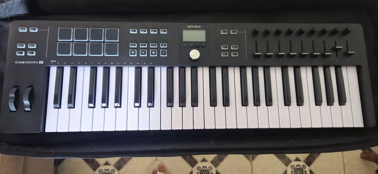 Arturia keylab essencial mk3 49