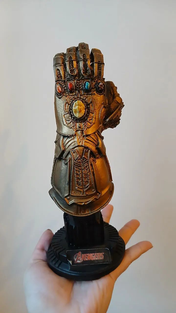 Manopla do Thanos - Marvel