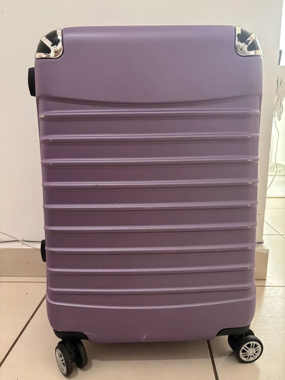 Mala de bordo rígida roxa - 4 rodas - Foto 3