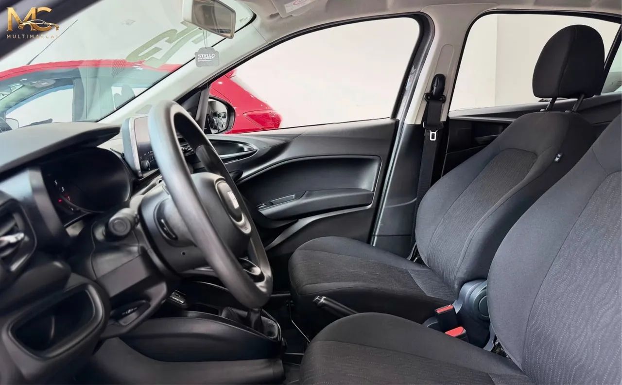 Fiat Cronos Drive 1.0 6V, foto 8 de 20