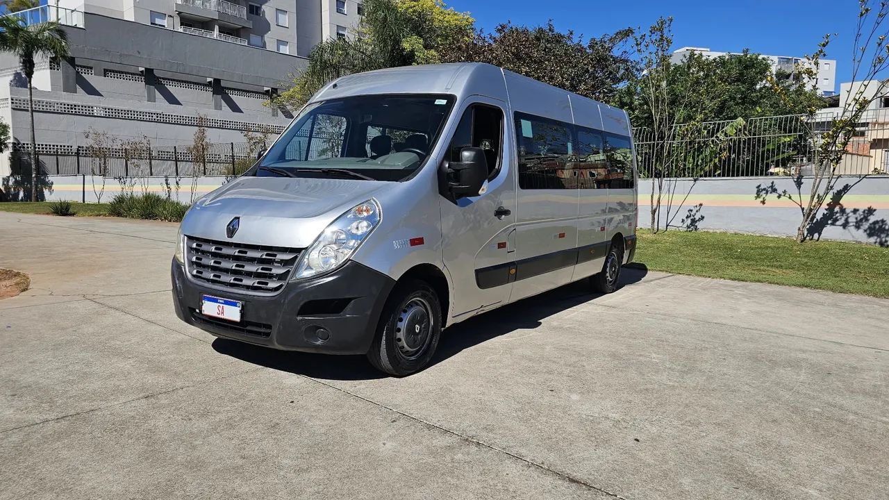 Renault Master Master 2.3 dCi Executive Longo 16L Dies 2014