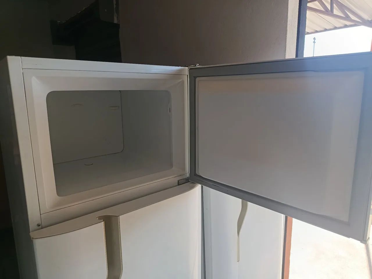 Duplex gelo seco , 260 litros e funcionando tudo perfeitamente  - Foto 2