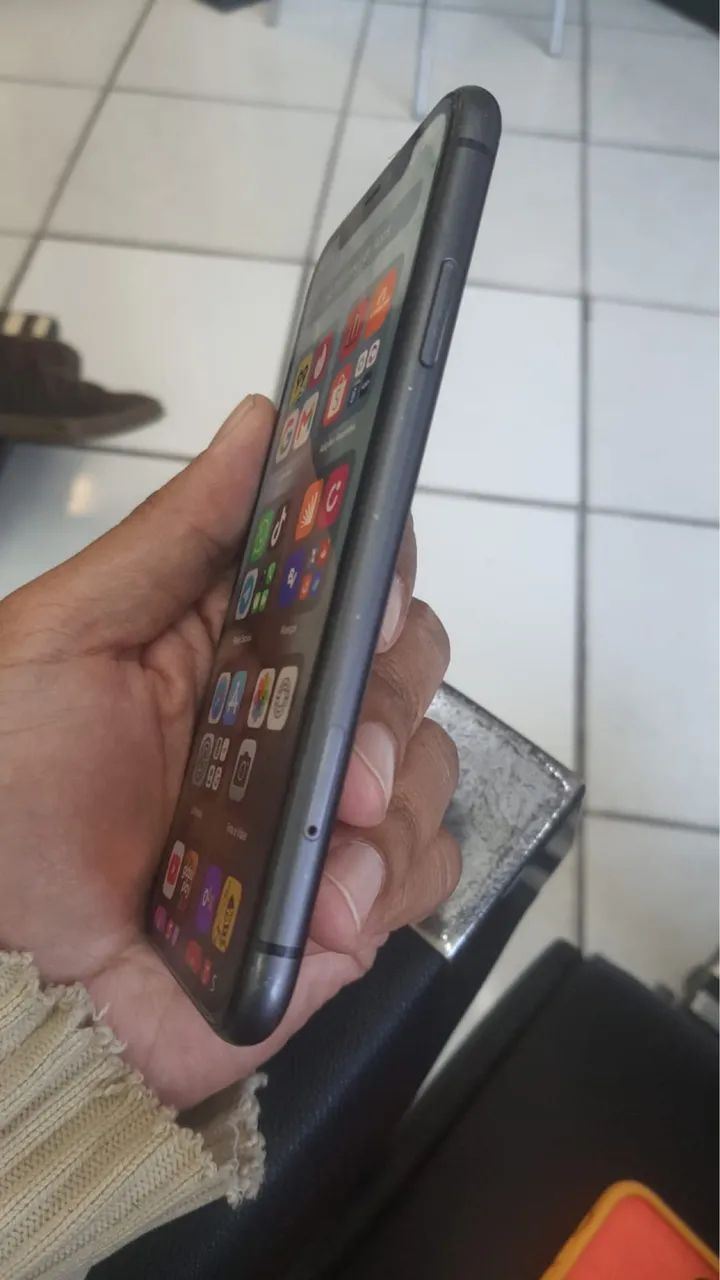 iPhone 11 - Foto 3
