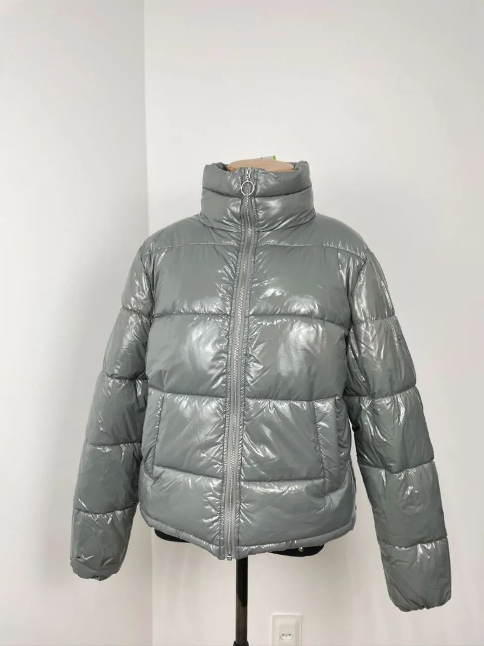 Jaqueta puffer sport Colcci P *peça nova com etiqueta* - Foto 2