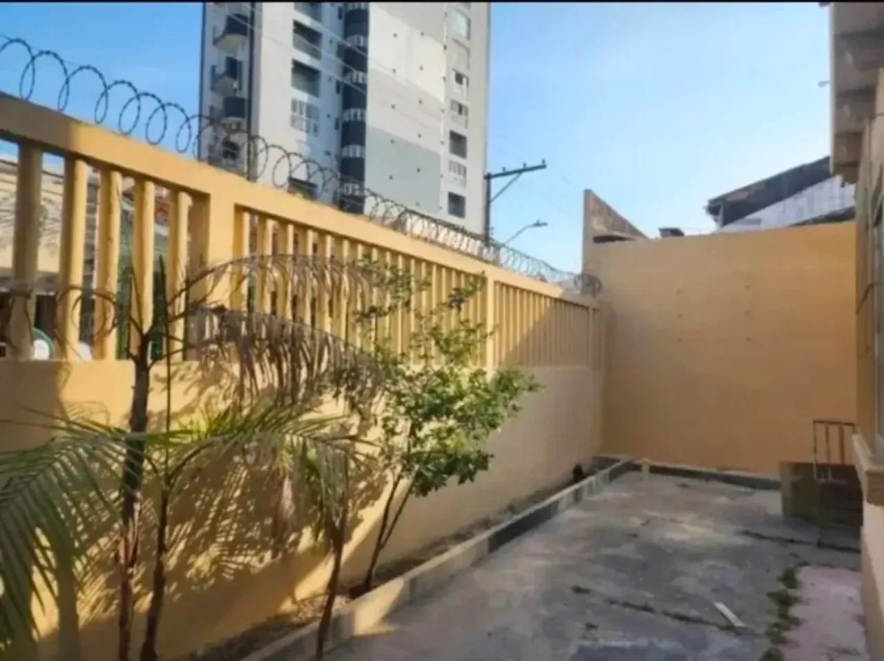 IMÓVEL COMERCIAL COM AMPLO ESTACIONAMENTO INTERNO - Foto 4