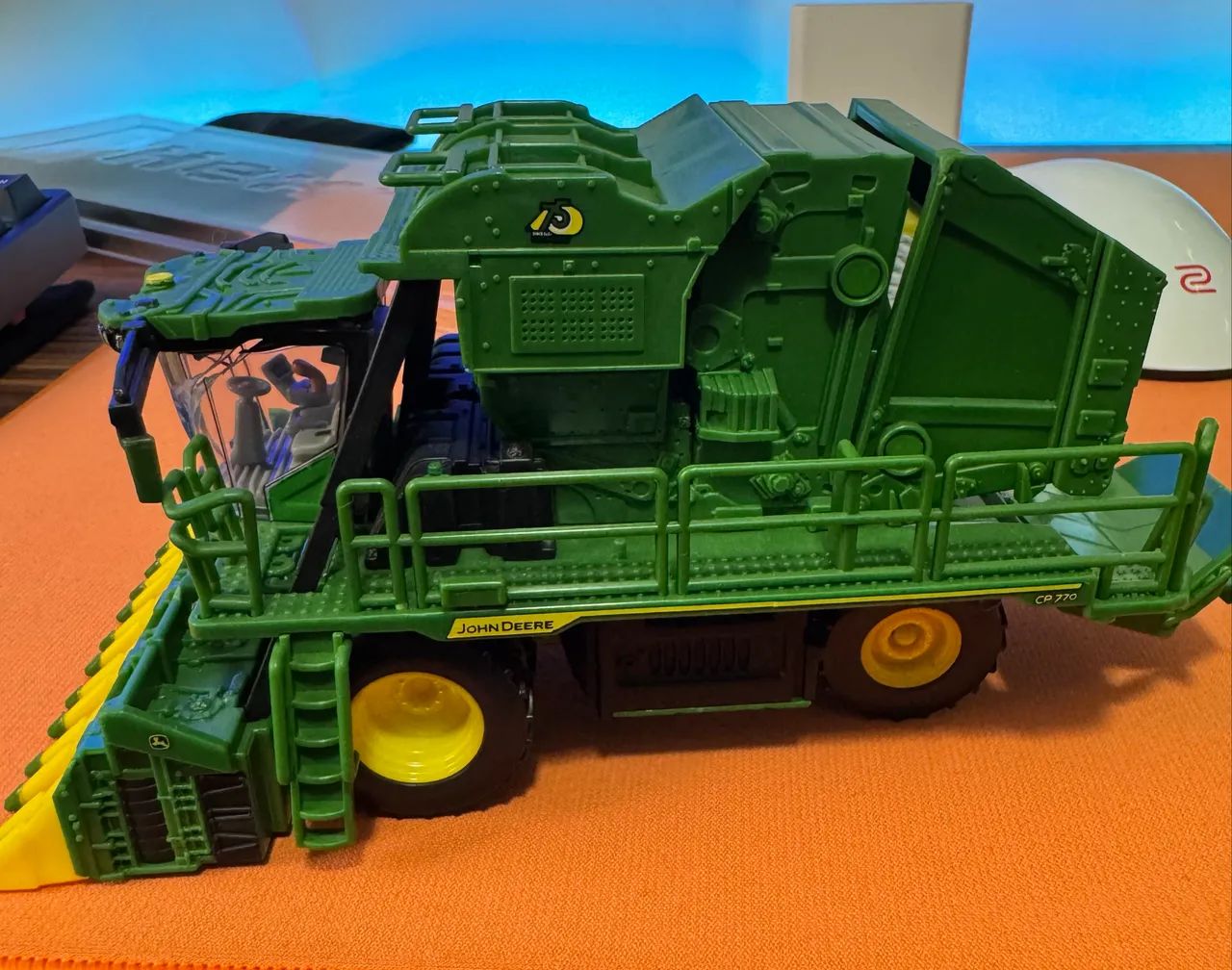Miniatura John Deere CP770 1:64 - Foto 2