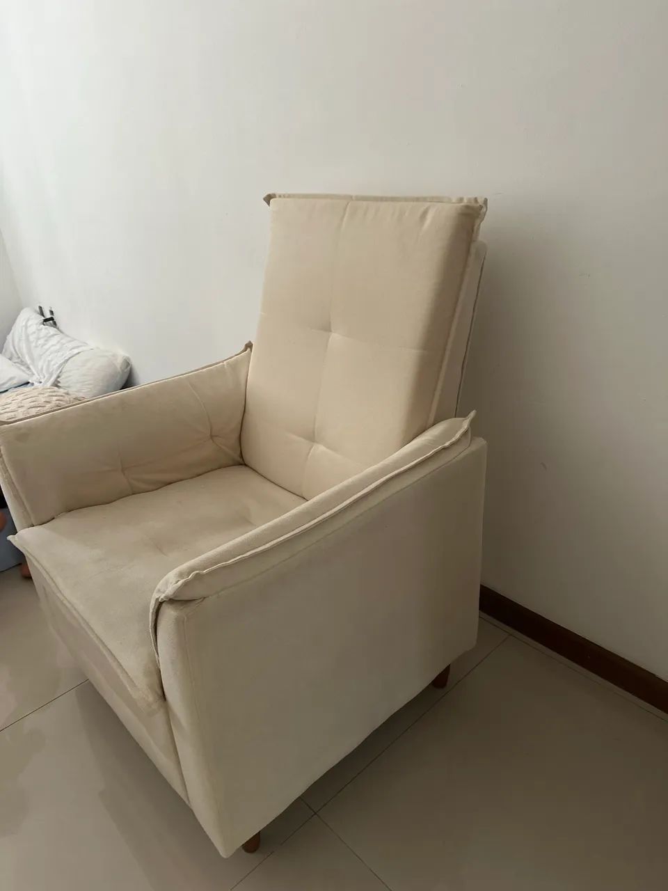 Poltrona Amamentação Suede Bege - Foto 4