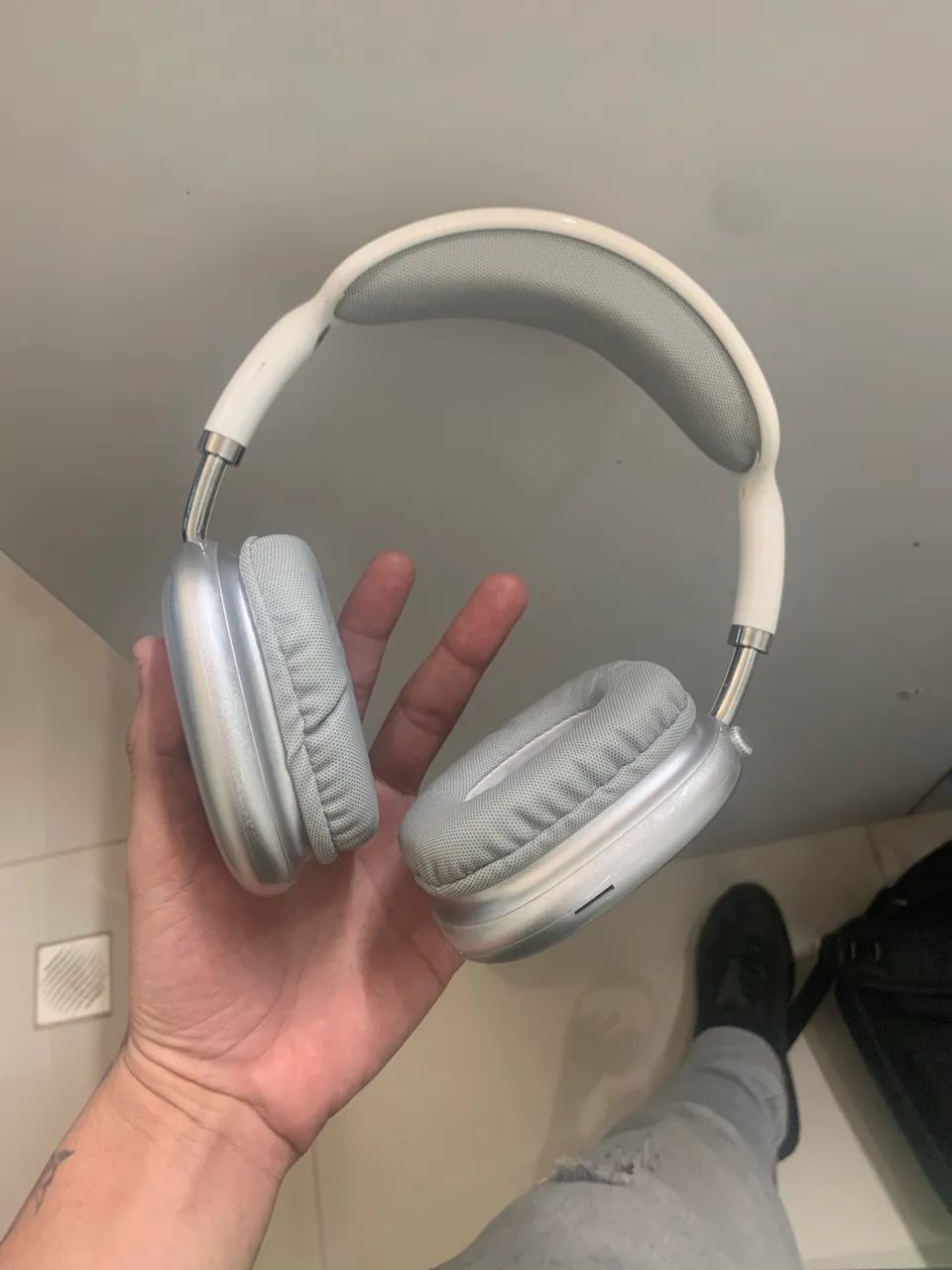 AIRPODS MAX SEMI 