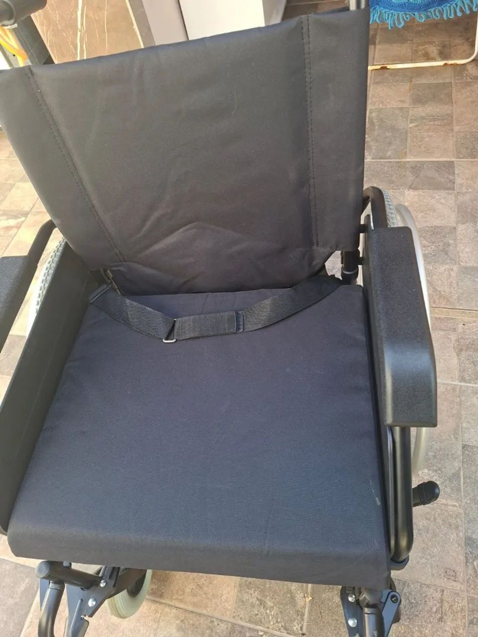 Cadeira de Rodas Hidrolight 125kg - Foto 4