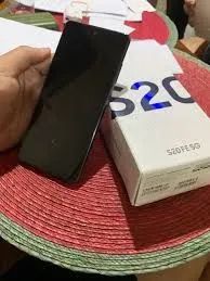 S20 Fe 5G  snapradragon 