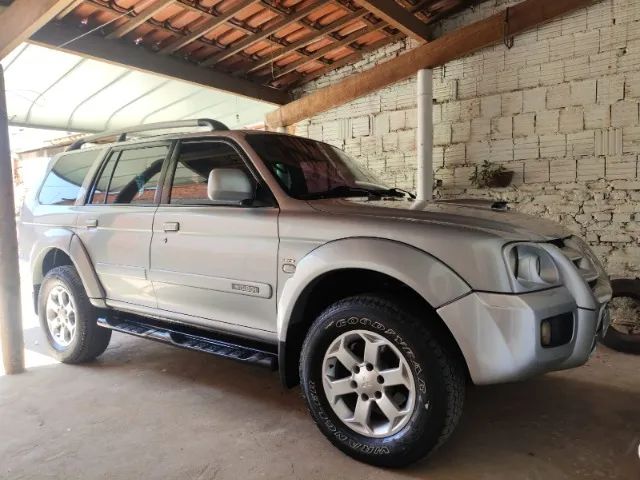 Mitsubishi Pajero 2010