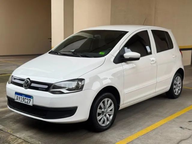 Volkswagen Fox Fox BLUEMOTION 1.0 Mi Total Flex 12V 5p 2014