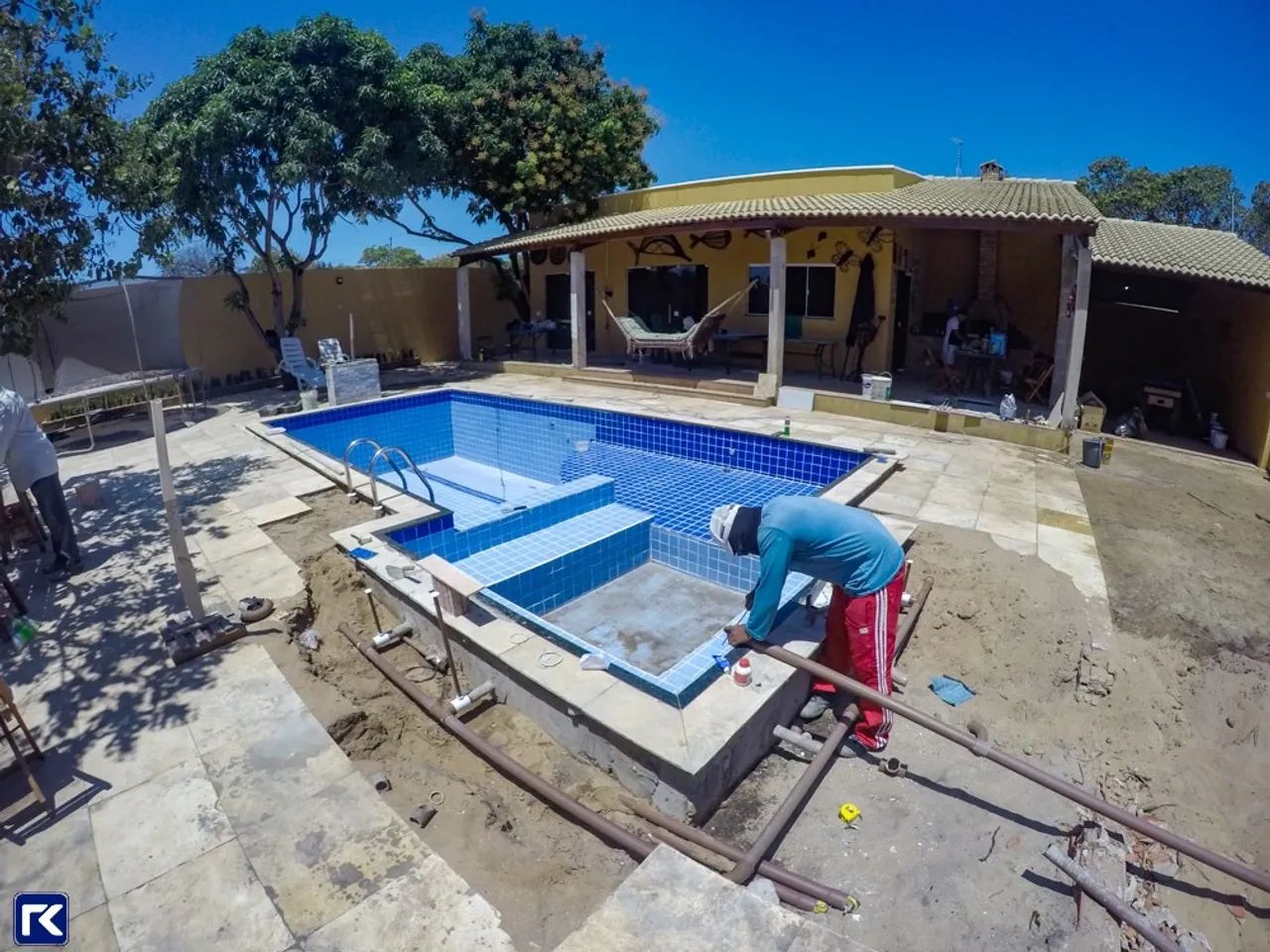Vai Fazer uma Piscina? Executamos a Obra Completa - Foto 2