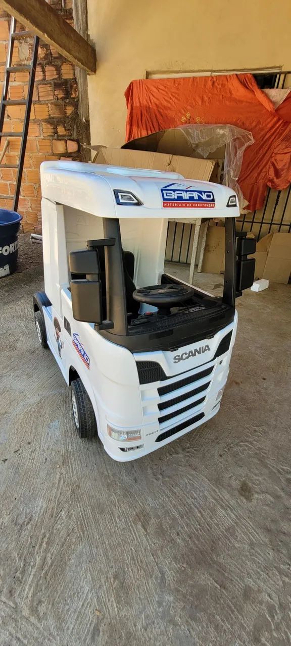 Caminhão scania 500R elétrico infantil