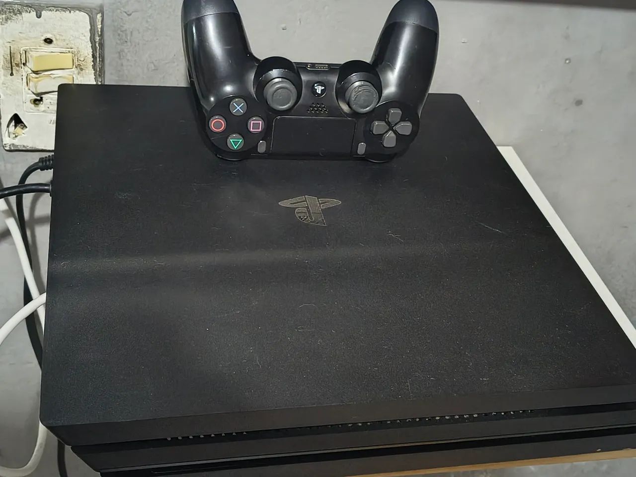 Vendo essa Tv LG Magic 65 polegadas junto com um ps4 pro - Foto 3