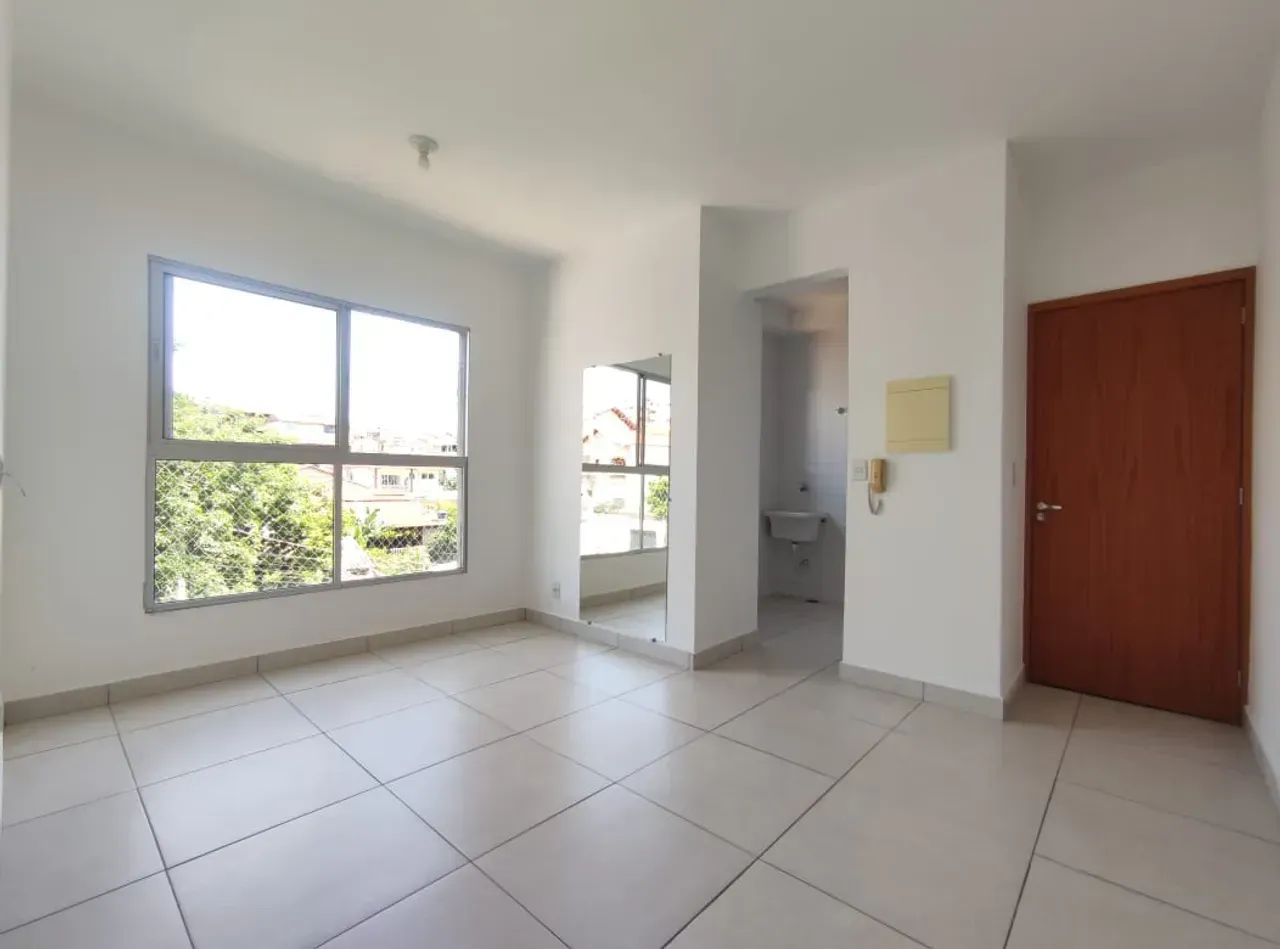 Lindo apartamento com 2 quartos e 2 vagas no Copacabana!!! - Foto 2