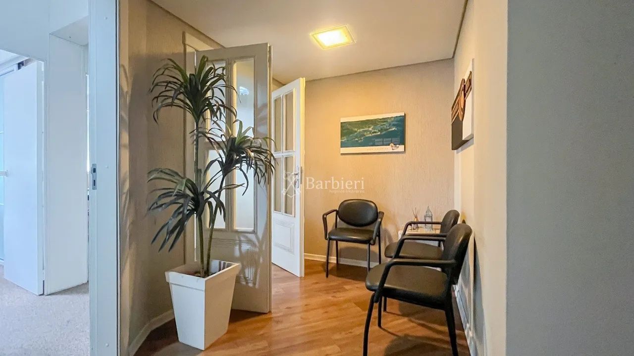 Sala Comercial à Venda no Centro de Blumenau - Foto 2