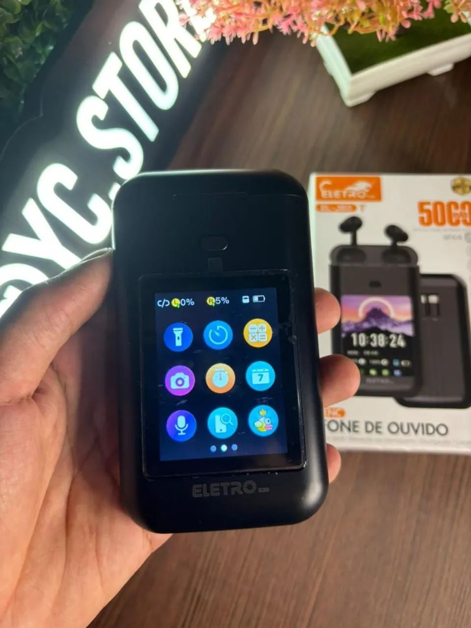 Fone Bluetooth TWS 2 em 1 com Power Bank 5000mAh e Tela Touch | ANC + ENC  - Foto 3