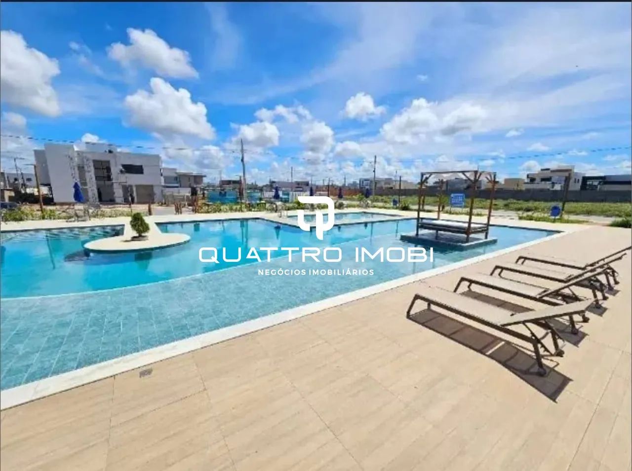Lote Padang Beach Esquina