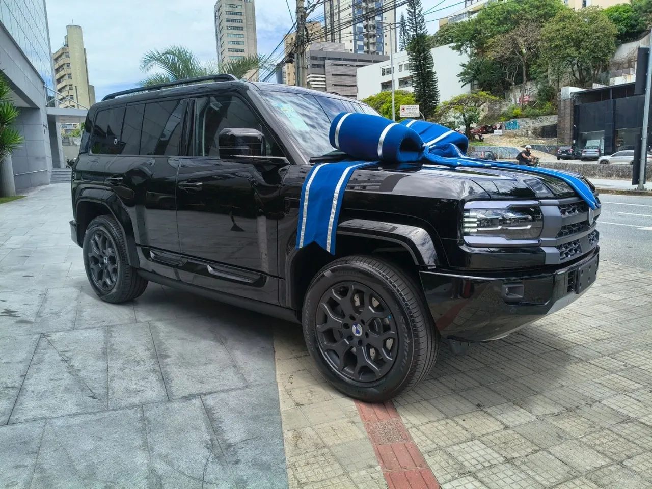 Denza B5 SUV híbrido plug-in, foto 12 de 20