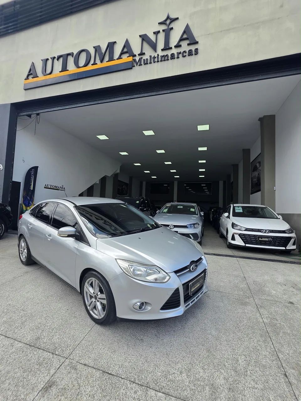 Ford Focus Focus Sedan 2.0 16V/2.0 16V Flex 4p Aut. 2014