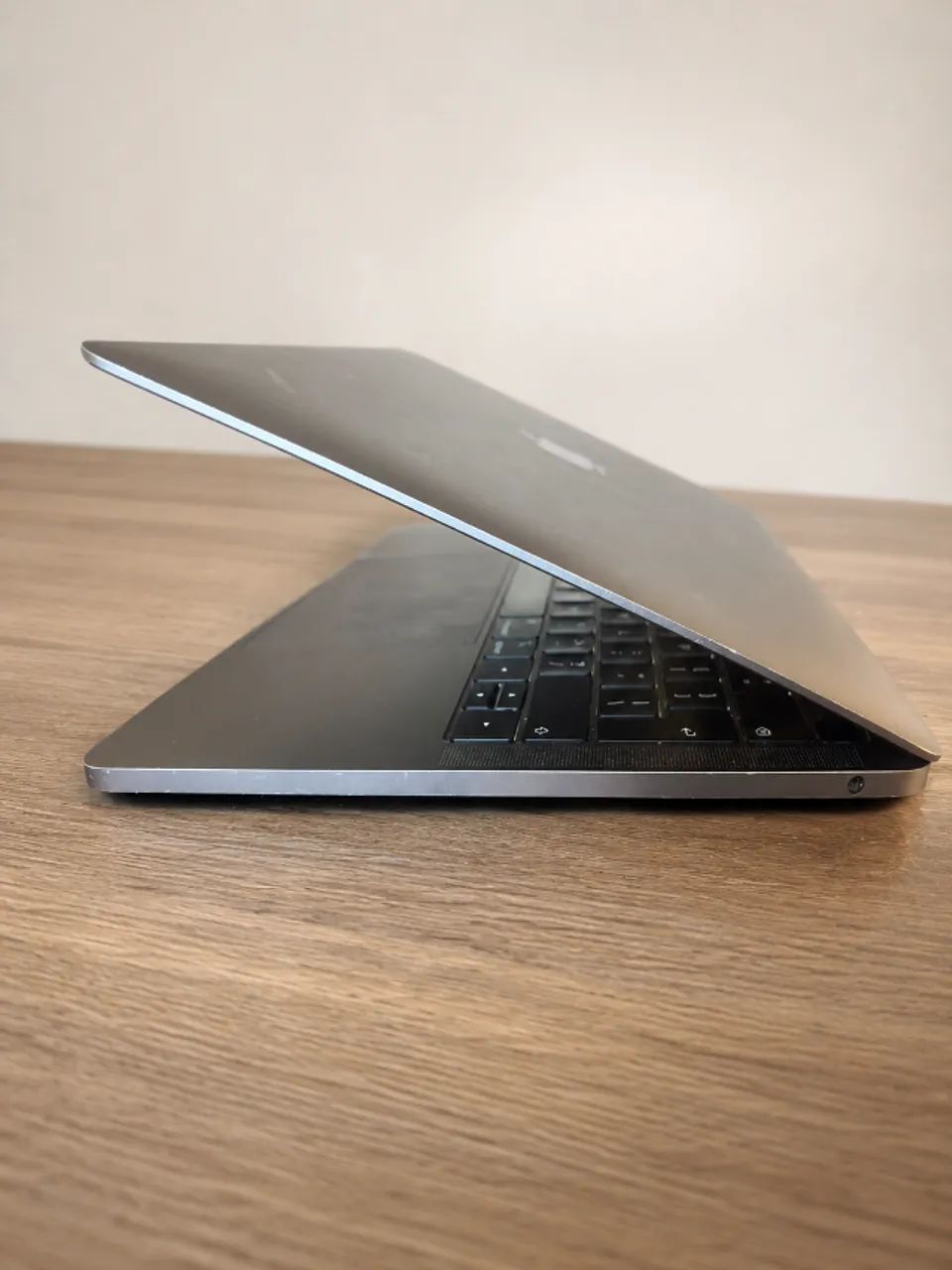 MacBook Pro 13インチ 2019 i5/8GB/128GB MacBook Pro 13? 2019 i5 8GB 128GB Touch Bar Space Gray - Notebooks