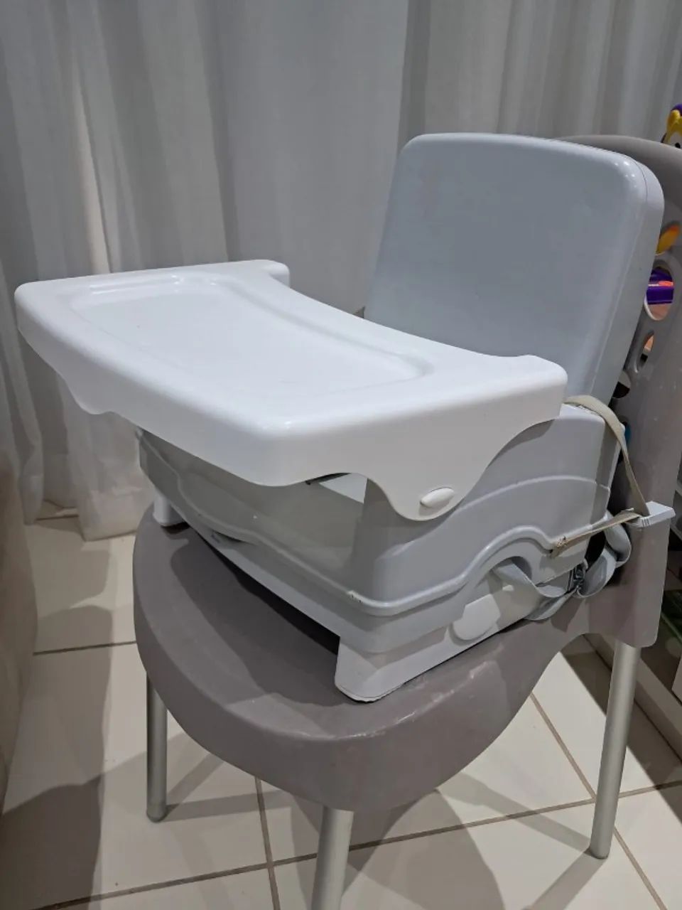 Cosco Kids, Cadeira de Refeição Portátil Smart, Gelo