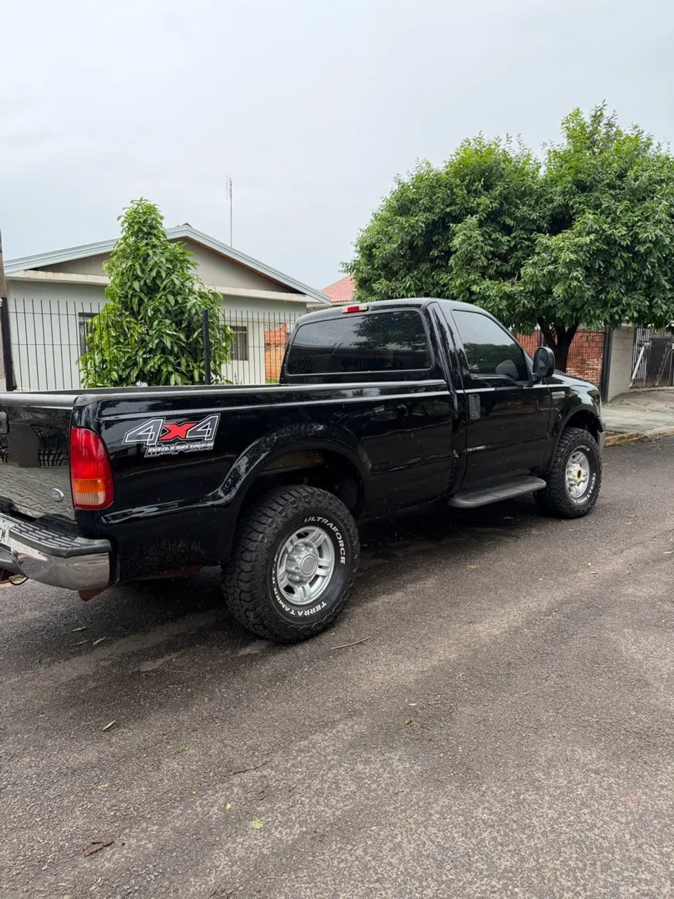 Ford F-250 F-250 XLT 3.9 4x4 CD TB Diesel 2011