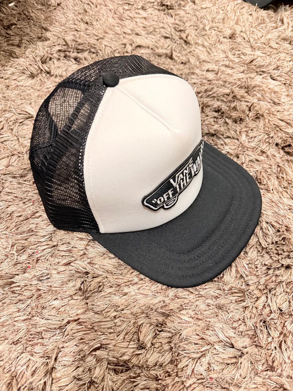 Boné Vans Classic Patch Trucker White Black Aba Reta - Foto 2
