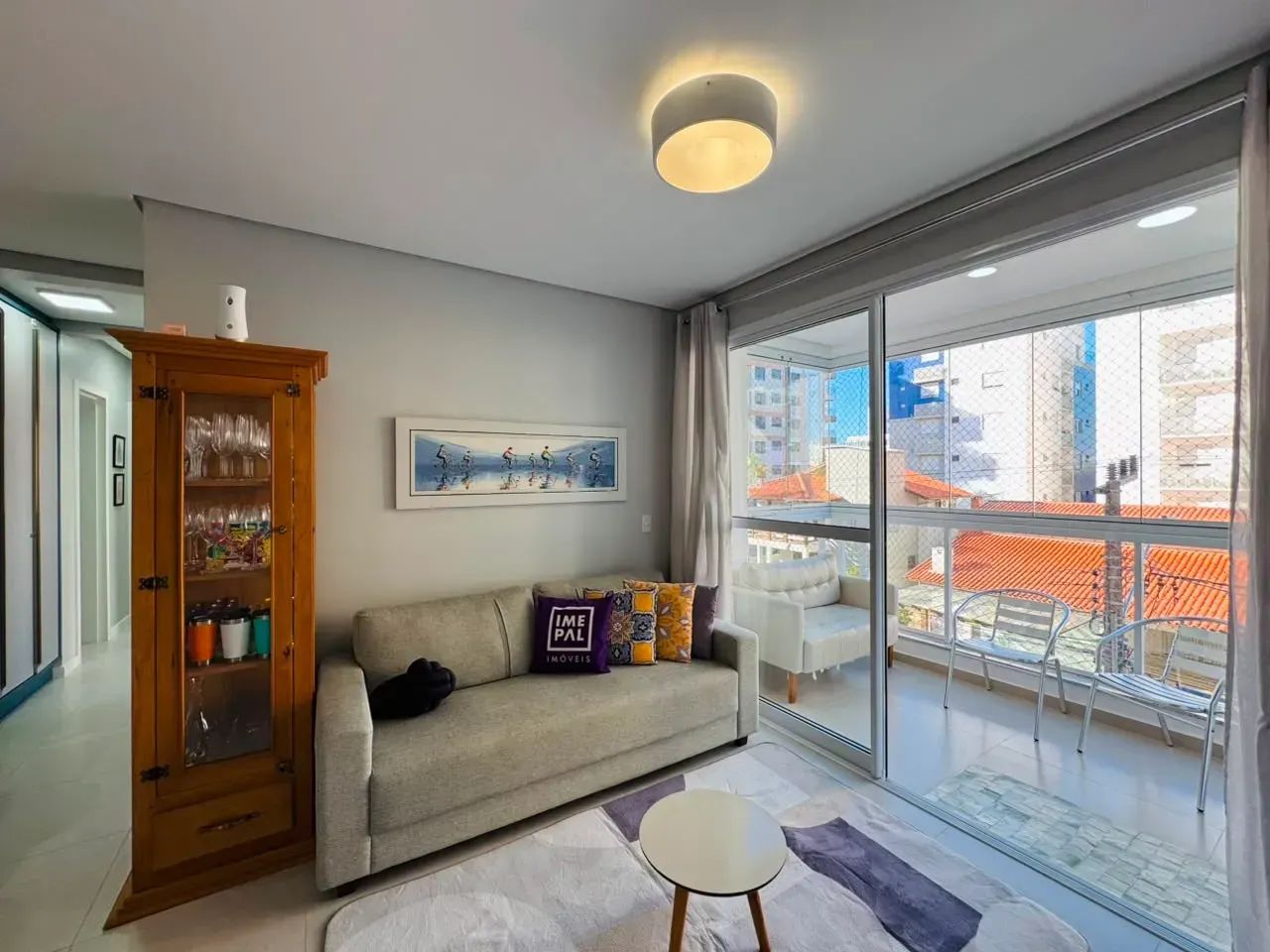 Apartamento 3 Dormitórios com Suíte, Mobiliado e Climatizado com Churrasqueira - Foto 3