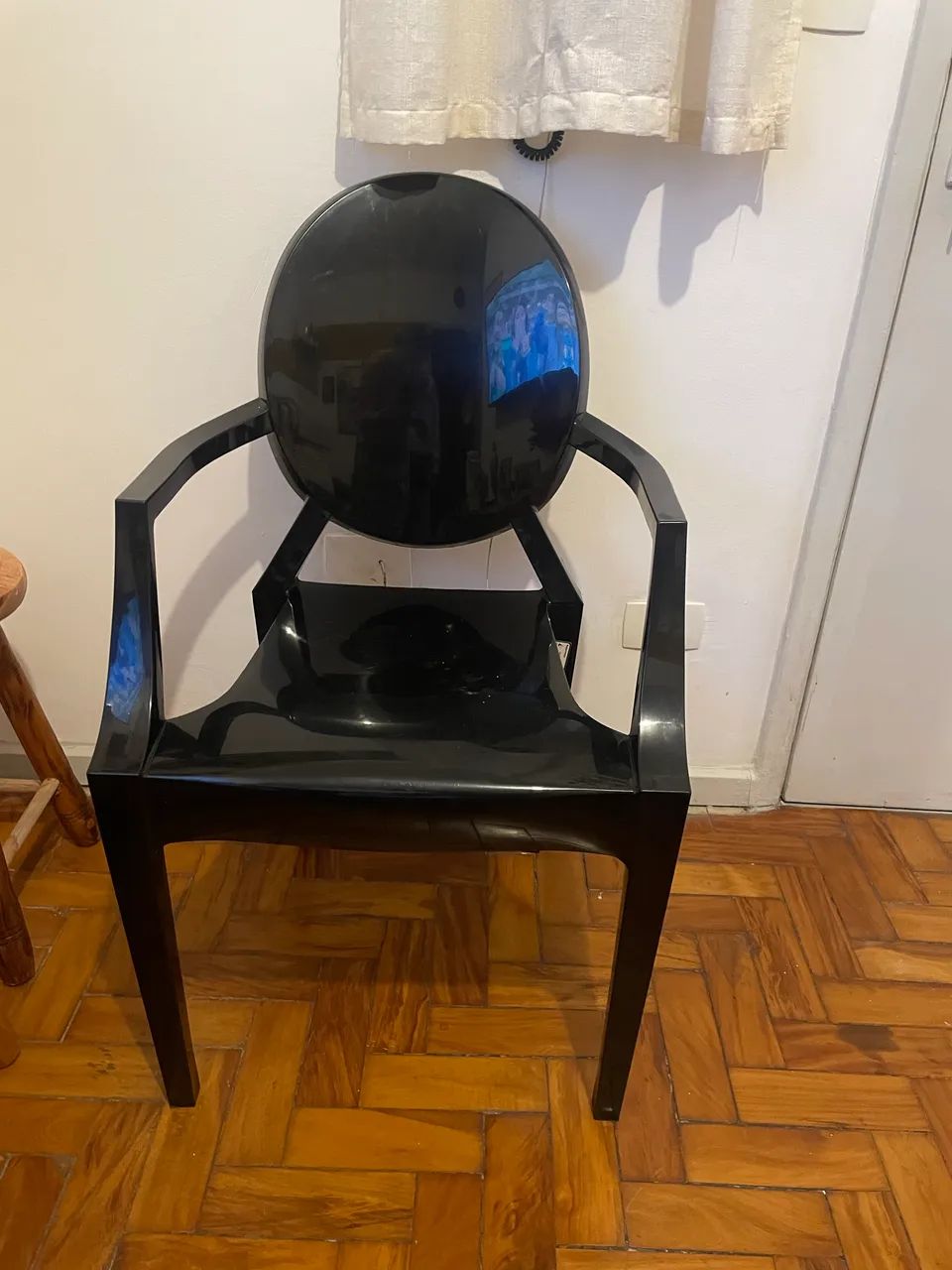 Cadeira com braço Louis Gohst