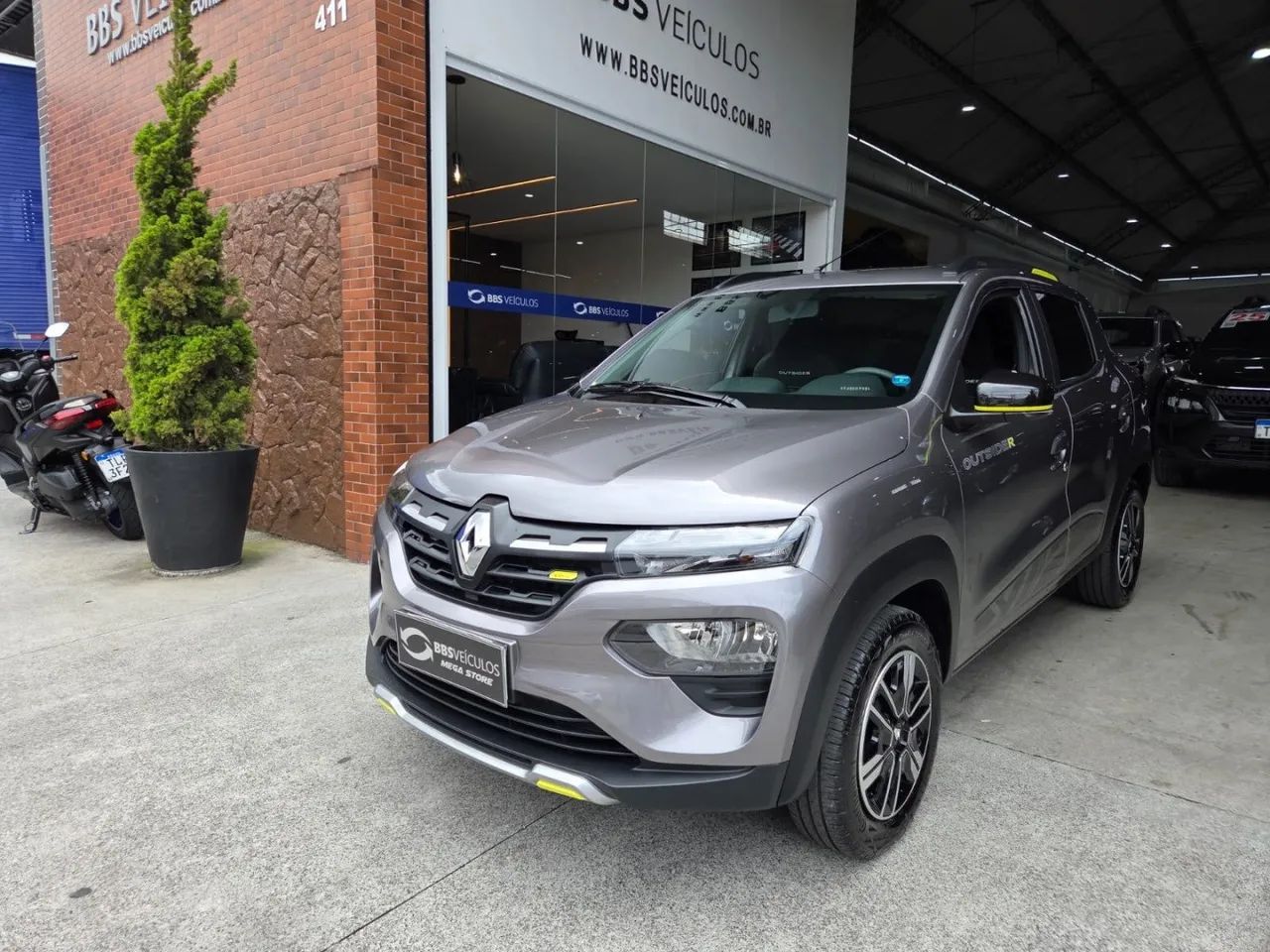 Renault Kwid OUTSIDER 1.0 Flex 12V 5p Mec., foto 4 de 8