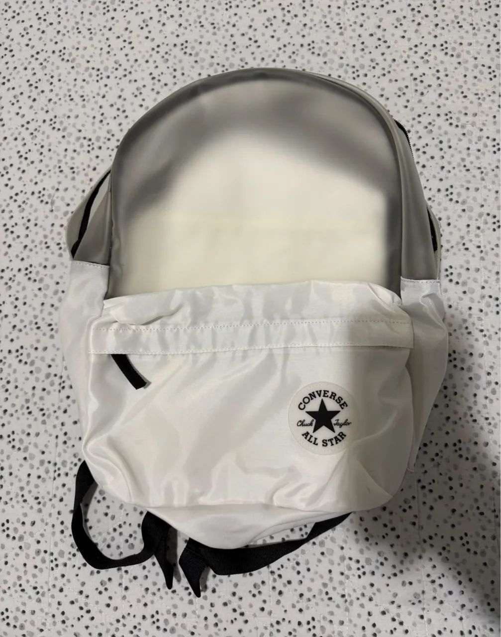 Mochila Converse branca com transparência 