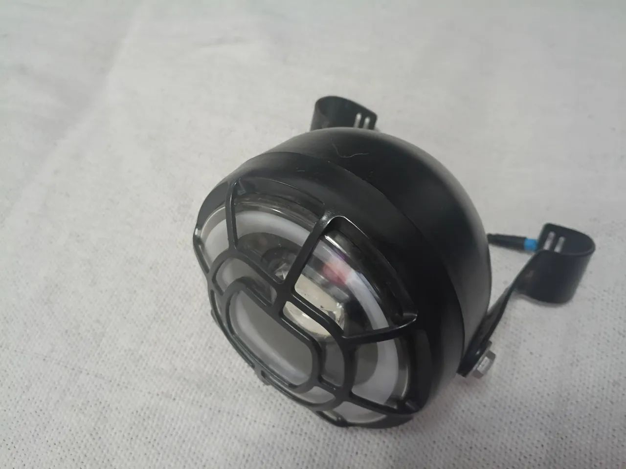 Farol para bicicleta elétrica V8 , 4 pinospro - Foto 3