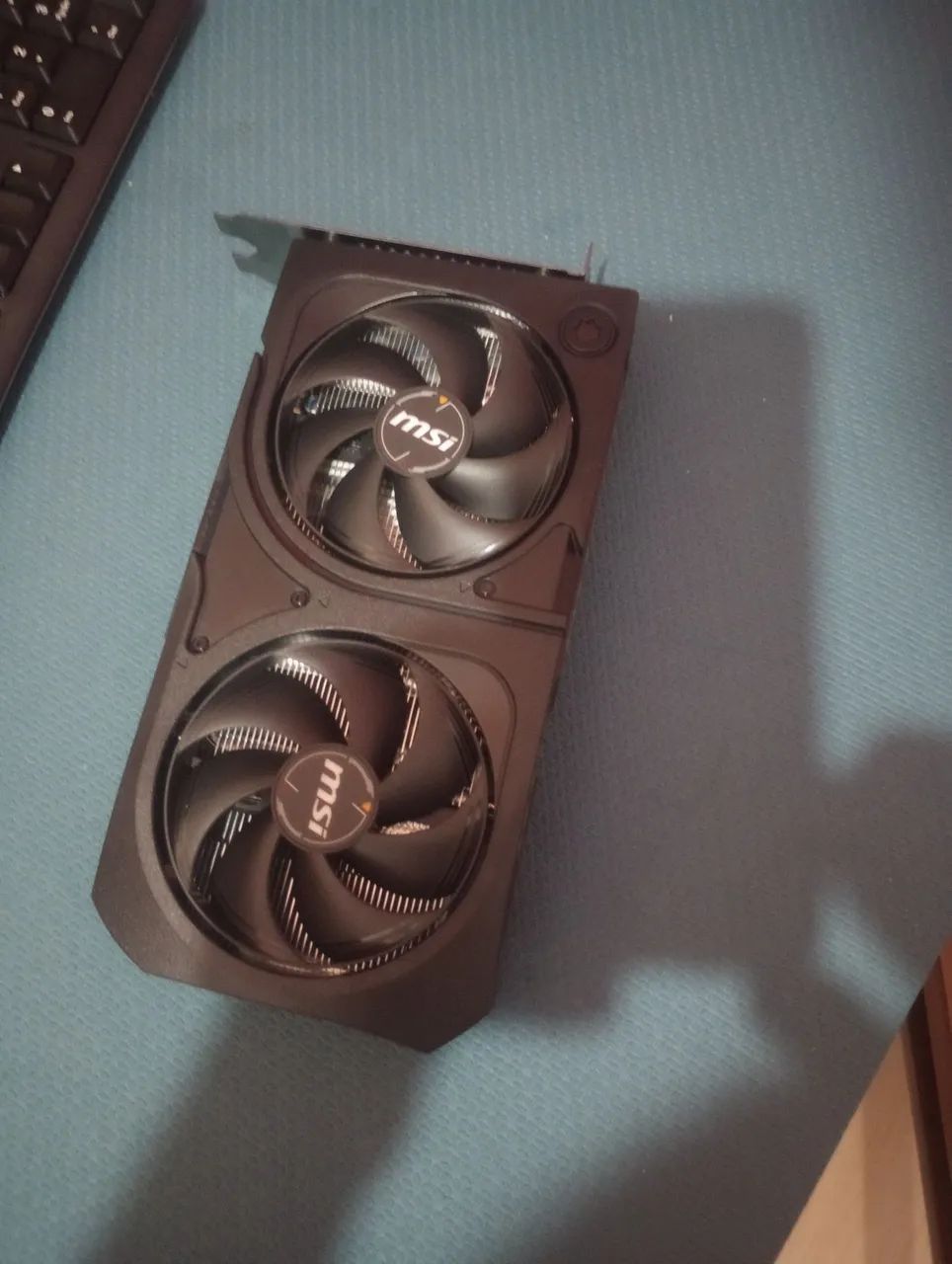 Rtx shadow 5060 ti - Foto 5