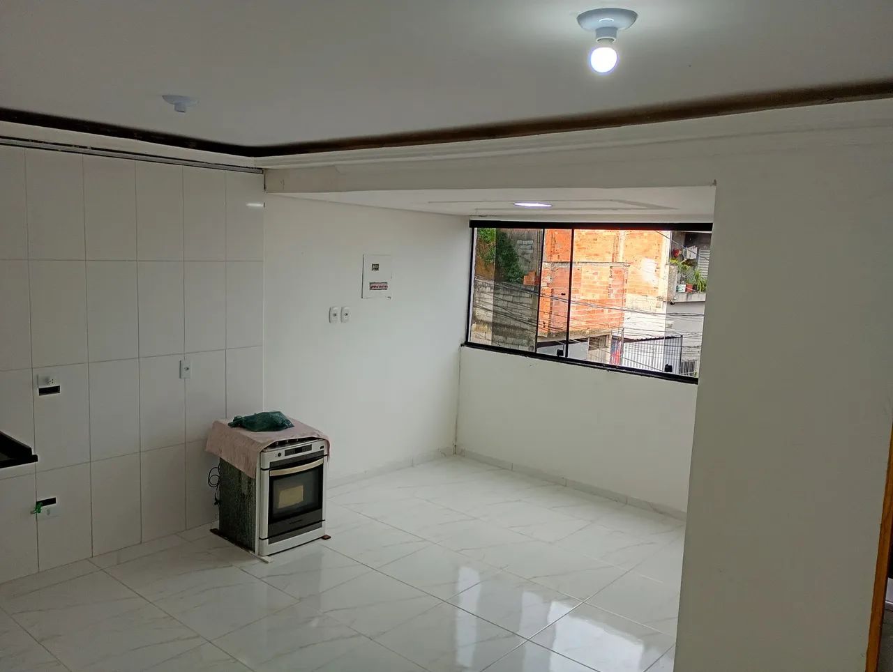 Aluga casa Mauá  valor 1.000,00