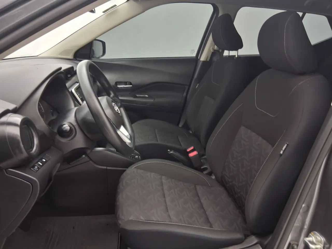Nissan Kicks Sense 1.6 16V Flex Aut., foto 16 de 18