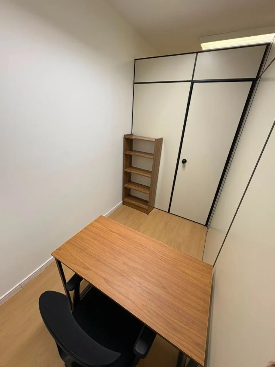 Sala Comercial Mobiliada Aleixo - 4,4m² - Coworking - Foto 2