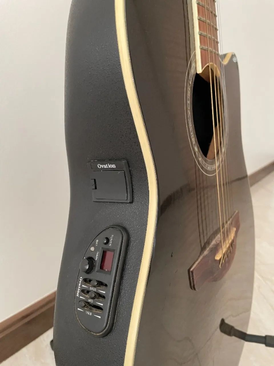 Violão Ovation Celebrity Standard Plus - Foto 4